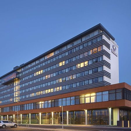 Hilton Reykjavik Nordica Hotel Bagian luar foto