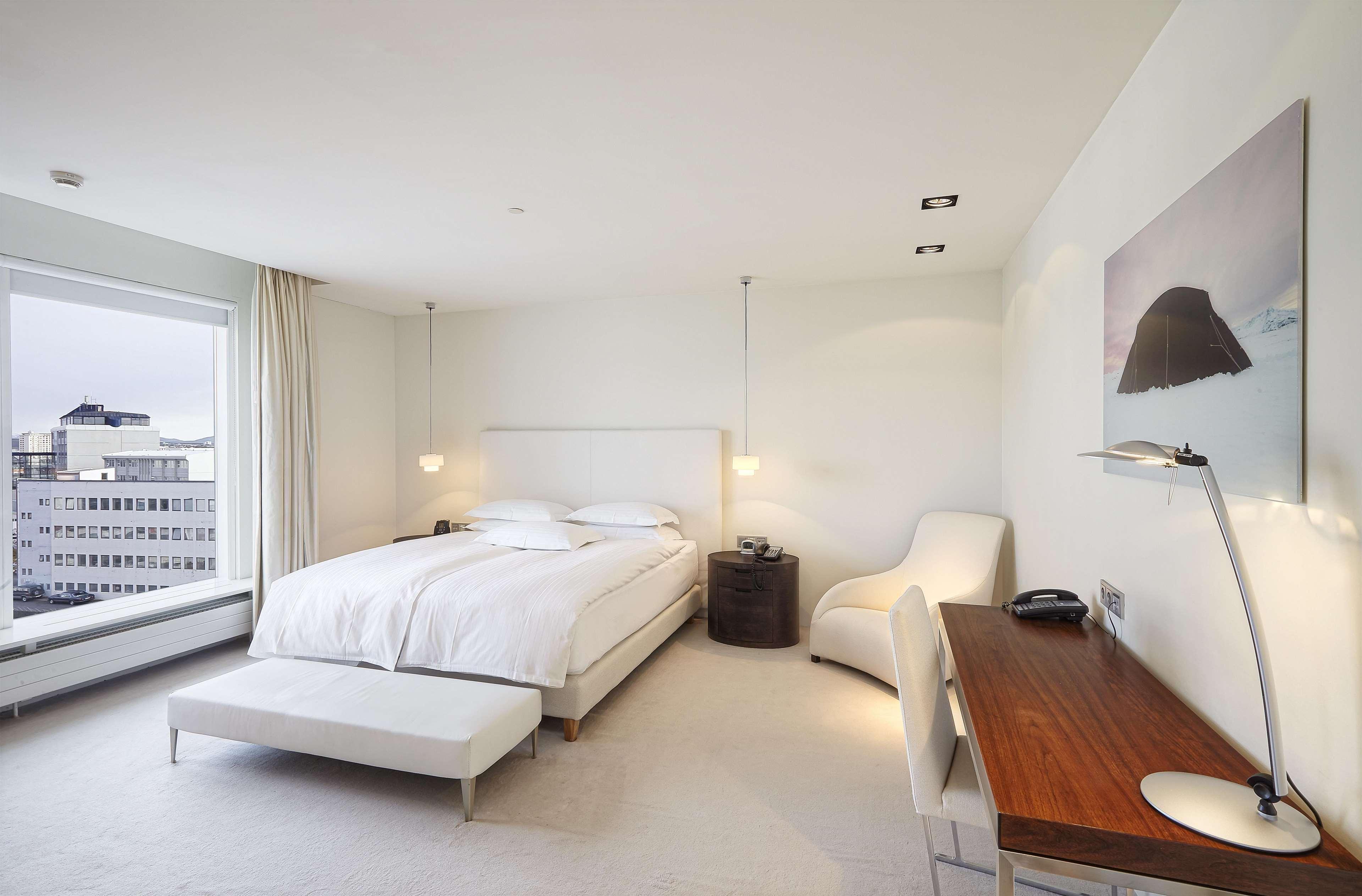 Hilton Reykjavik Nordica Hotel Bagian luar foto