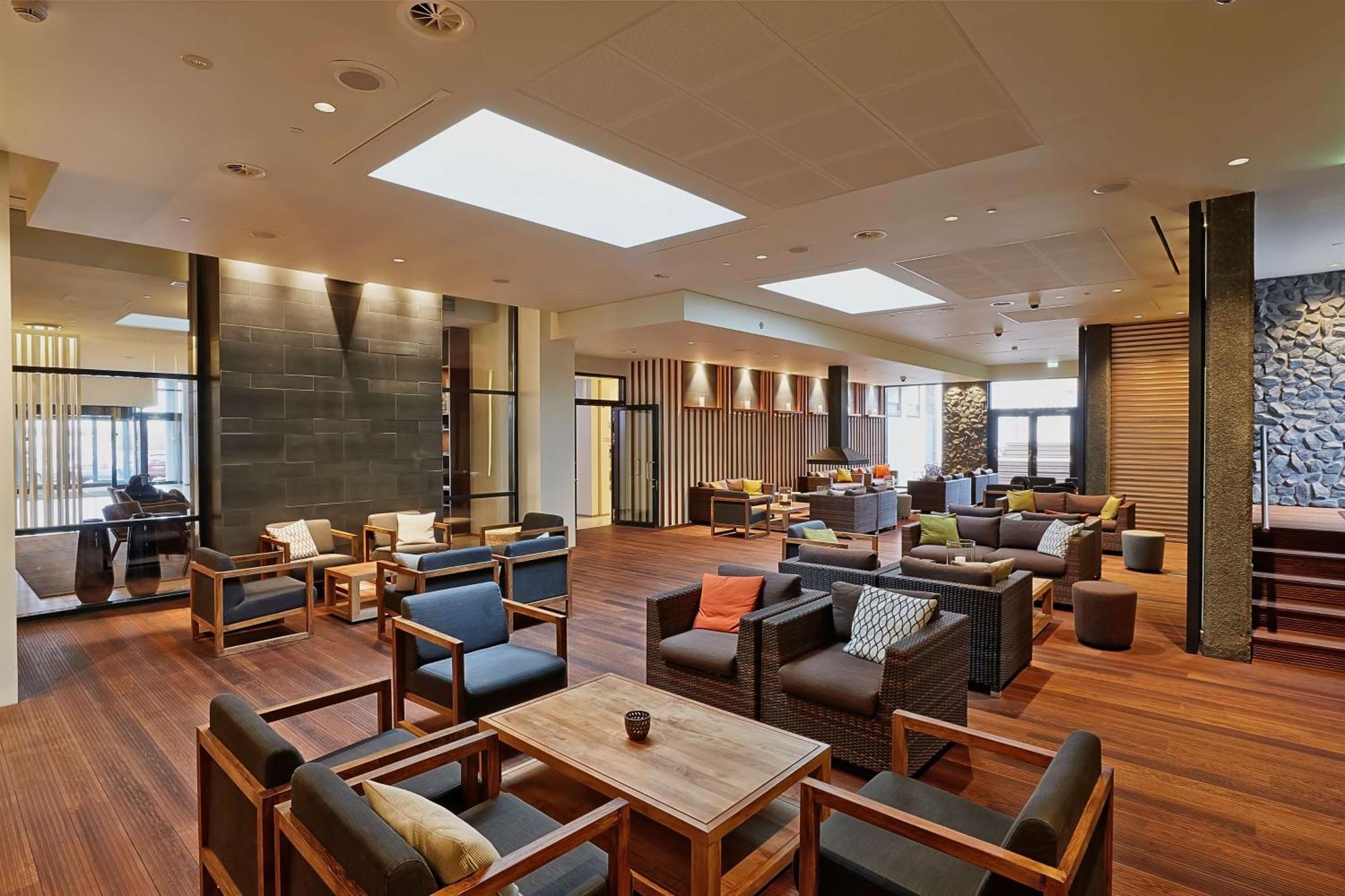 Hilton Reykjavik Nordica Hotel Bagian luar foto
