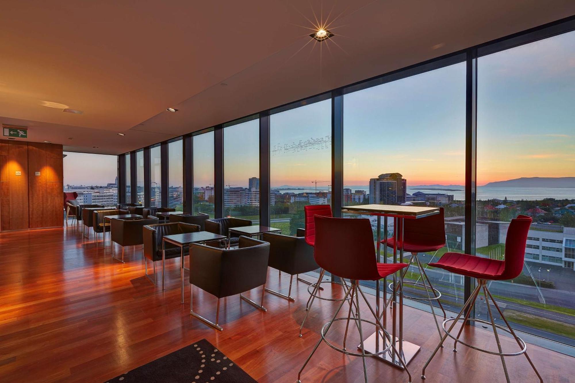 Hilton Reykjavik Nordica Hotel Bagian luar foto
