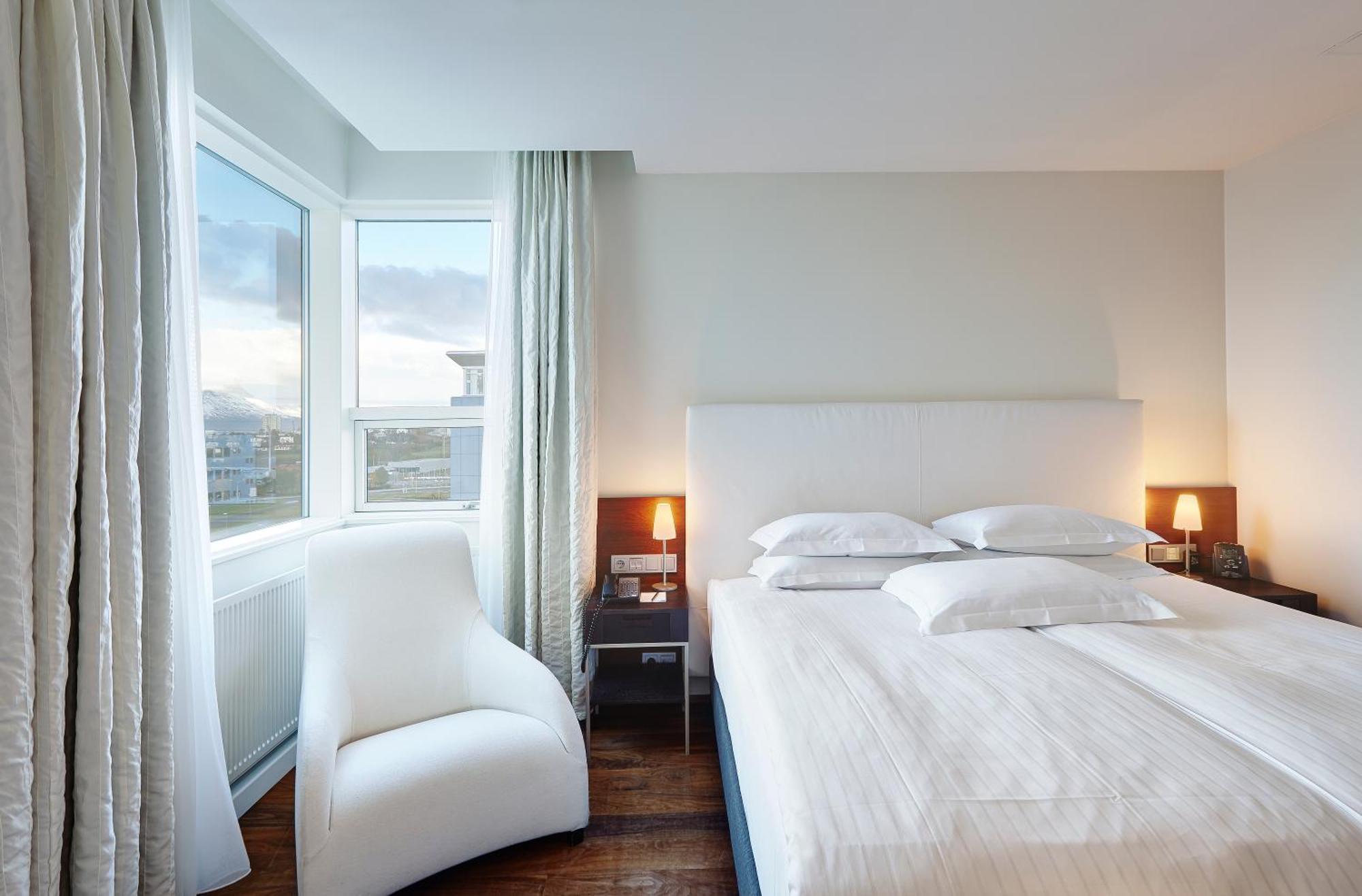 Hilton Reykjavik Nordica Hotel Bagian luar foto